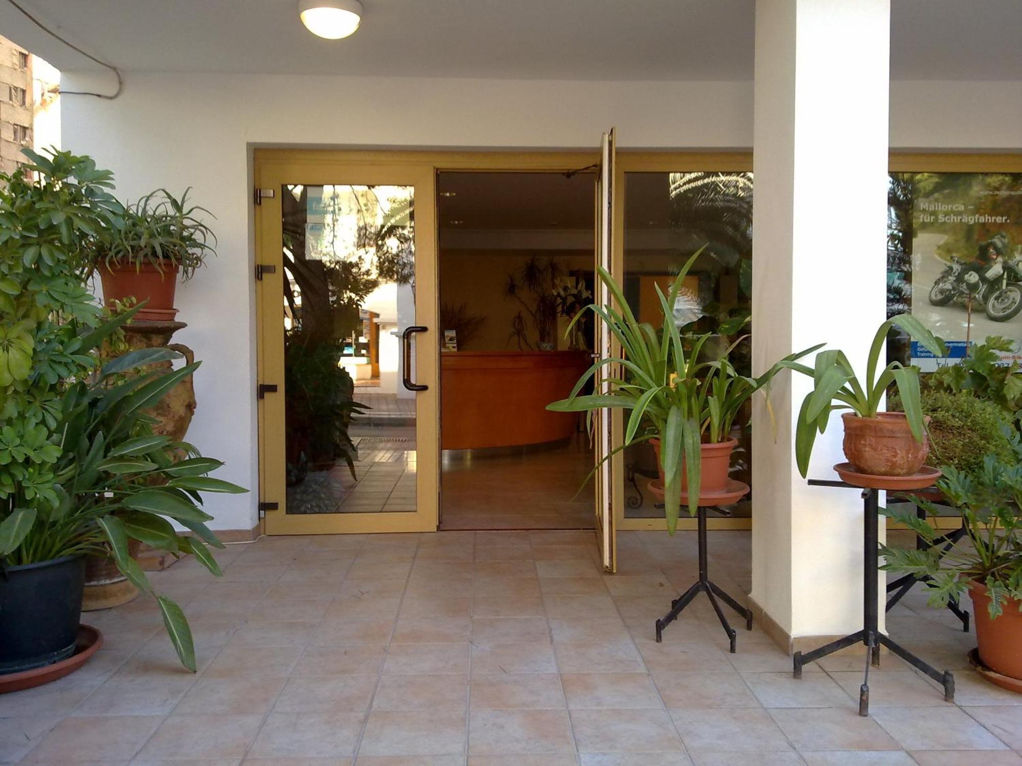 Hostal Leo D'Or Cala D´Or Eksteriør bilde